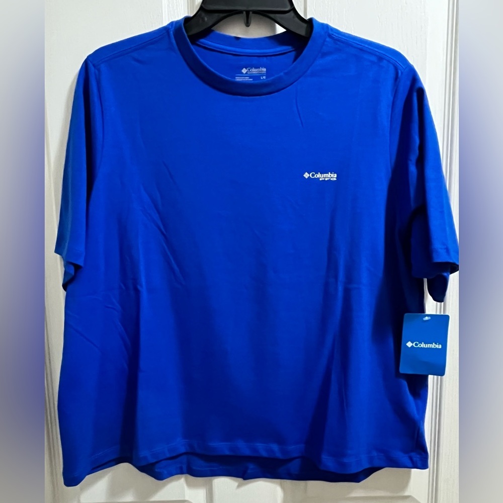 Women’s PFG, Columbia T-shirt